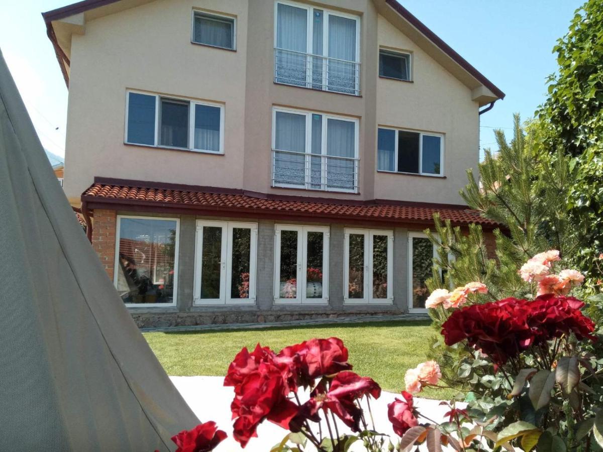 Yard House Trpejca Hotel Ohrid Exterior foto